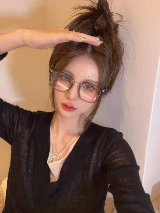 Picture of Chanel Sunglasses _SKUfw76722044fw